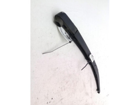 6429GN BRAZO LIMPIAPARABRISAS TRA PORTÓN PEUGEOT 5008|Desguaces La Cabaña