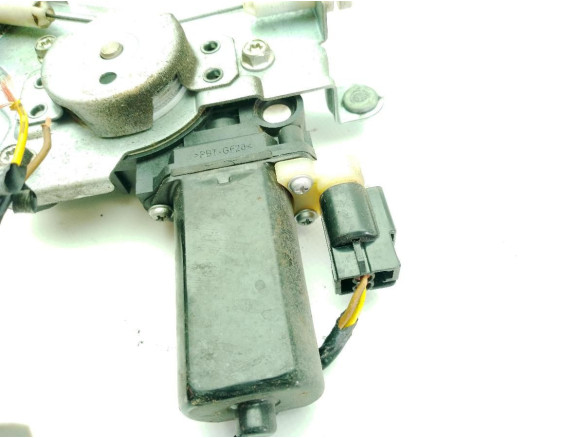 8240207011 ELEVALUNAS PUERTA LAT DEL DER KIA PICANTO (BA)|Desguaces La Cabaña