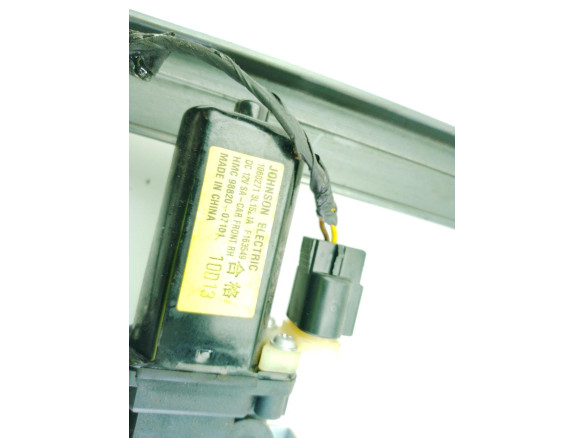8240207011 ELEVALUNAS PUERTA LAT DEL DER KIA PICANTO (BA)|Desguaces La Cabaña