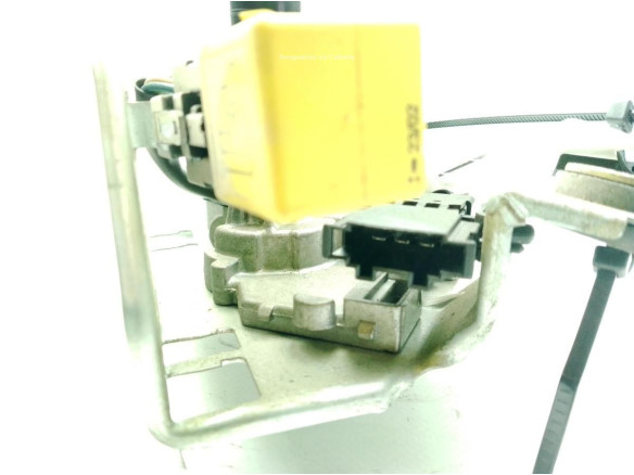 A1638203142 MOTOR LIMPIAPARABRISAS TRA MERCEDES BENZ CLASE M (W163)|Desguaces La Cabaña
