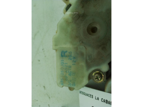 8255250J01 CERRADURA PUERTA LAT TRA DER NISSAN TERRANO II (R20)|Desguaces La Cabaña