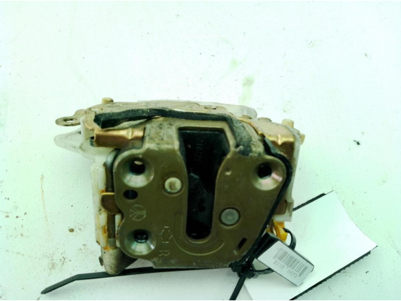 CERRADURA PUERTA LAT DEL DER NISSAN TERRANO II (R20)|Desguaces La Cabaña