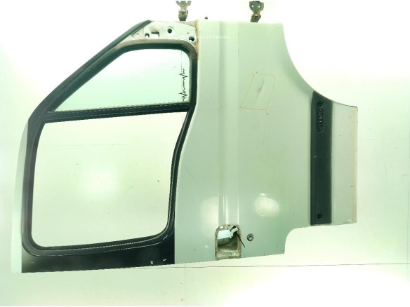 7751474637 PUERTA LAT DEL DER RENAULT MASTER II Furgón (FD)|Desguaces La Cabaña