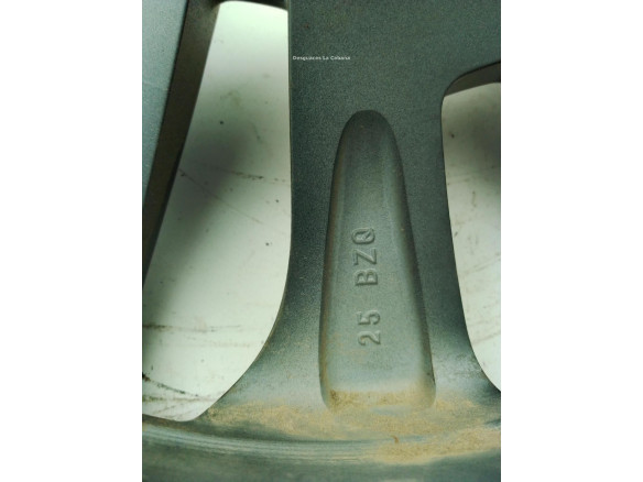 LLANTA ALUMINIO TOYOTA LAND CRUISER 90 (_J9_)|Desguaces La Cabaña