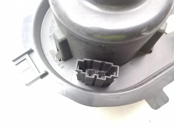 1J1819021C MOTOR CALEFACCION SKODA OCTAVIA I (1U2)|Desguaces La Cabaña