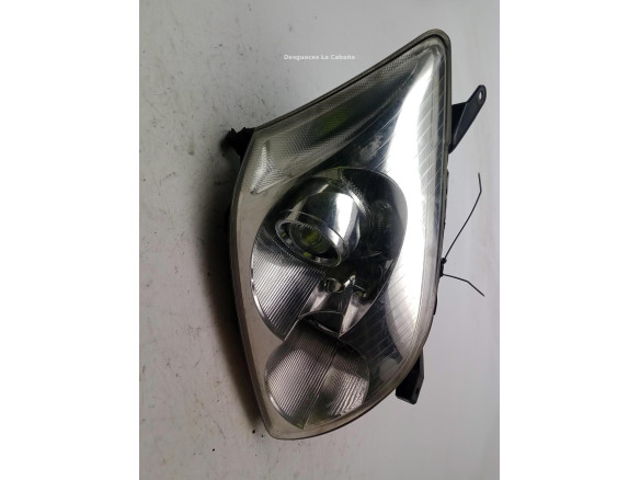 FARO DERECHO TOYOTA AVENSIS (_T25_)|Desguaces La Cabaña