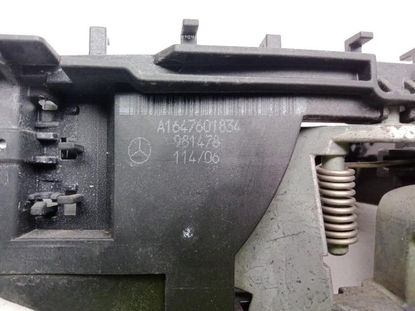A16476006709040 MANILLA PUERTA LAT DEL DER EXT MERCEDES BENZ CLASE GL (X164)|Desguaces La Cabaña