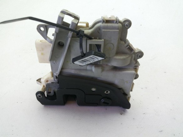 8K0839016C CERRADURA PUERTA LAT TRA DER AUDI A4 Avant (8K5, B8) |Desguaces La Cabaña
