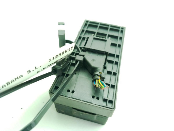 8E09598510 MANDO ELEVALUNAS PUERTA LAT DEL IZQ SEAT EXEO (3R2)|Desguaces La Cabaña