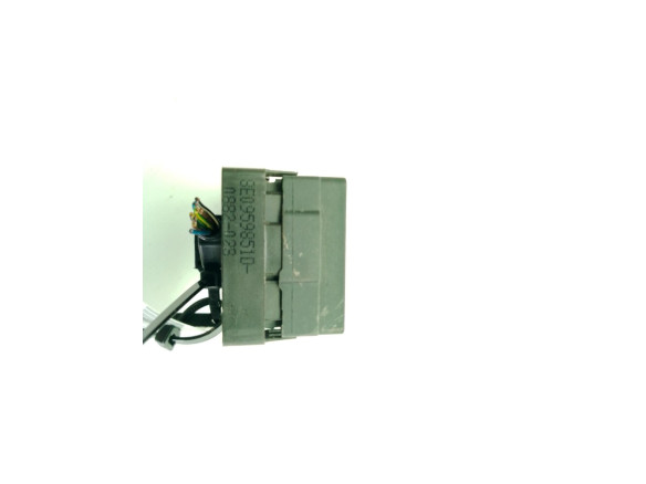 8E09598510 MANDO ELEVALUNAS PUERTA LAT DEL IZQ SEAT EXEO (3R2)|Desguaces La Cabaña
