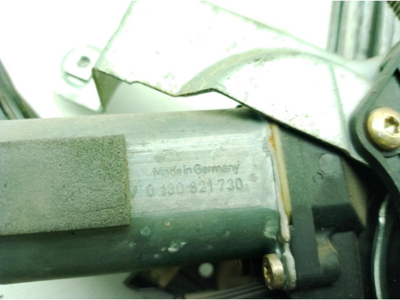 1U0837462B ELEVALUNAS PUERTA LAT DEL DER SKODA OCTAVIA I (1U2)|Desguaces La Cabaña