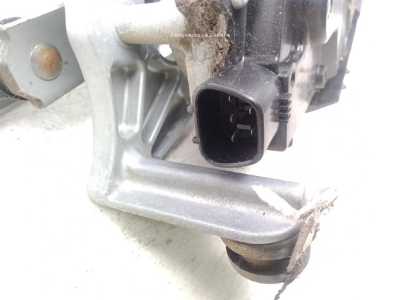 8511042151 MOTOR LIMPIAPARABRISAS DEL TOYOTA RAV 4 III (_A3_)|Desguaces La Cabaña