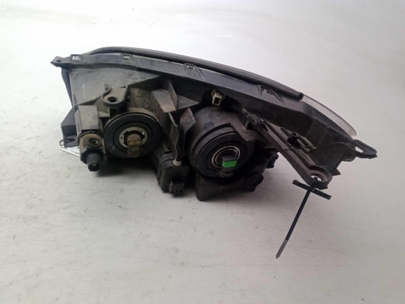 8113042311 FARO DERECHO TOYOTA RAV 4 III (_A3_)|Desguaces La Cabaña
