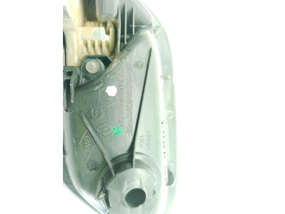 826721968R MANILLA PUERTA LAT DEL DER INT DACIA DUSTER Furgón|Desguaces La Cabaña