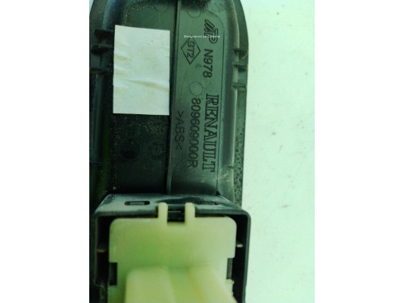 254218614R MANDO ELEVALUNAS PUERTA LAT DEL DER DACIA DUSTER Furgón|Desguaces La Cabaña