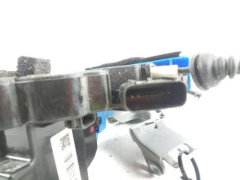 81410A2400 CERRADURA PUERTA LAT TRA IZQ KIA CEE'D (JD) |Desguaces La Cabaña