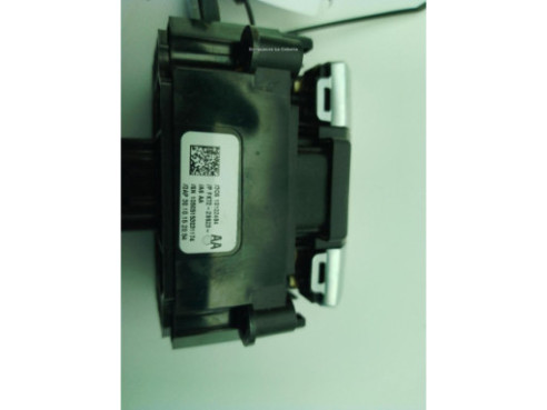 FK722B623AA INTERRUPTOR FRENO MANO ELECTRICO LAND ROVER DISCOVERY SPORT (L550)|Desguaces La Cabaña
