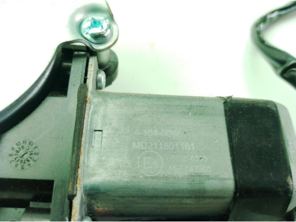 MD211801161 ELEVALUNAS PUERTA LAT TRA DER JEEP GRAND CHEROKEE II (WJ, WG)|Desguaces La Cabaña