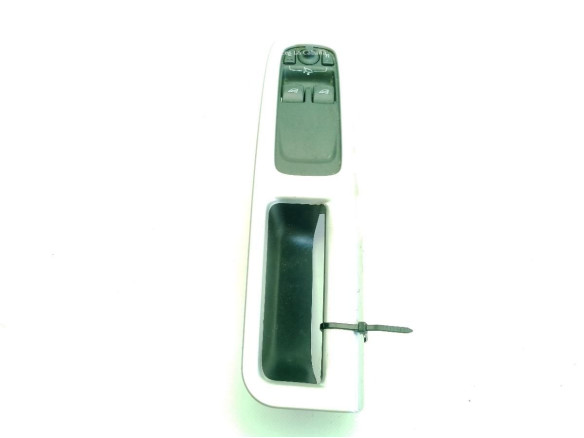31334362 MANDO ELEVALUNAS PUERTA LAT DEL IZQ VOLVO C30 (533)|Desguaces La Cabaña