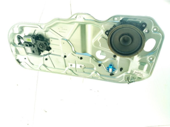 30784510 ELEVALUNAS PUERTA LAT DEL DER VOLVO C30 (533)|Desguaces La Cabaña