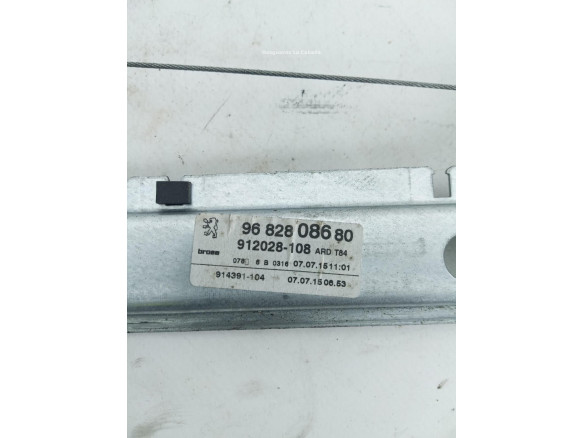 9682808680 ELEVALUNAS PUERTA LAT TRA DER PEUGEOT 5008 |Desguaces La Cabaña