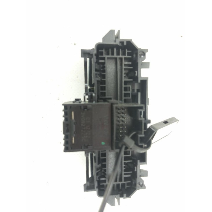 3V0927225C INTERRUPTOR FRENO MANO ELECTRICO SKODA SUPERB III Ranchera familiar (3V5) |Desguaces La Cabaña