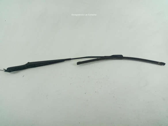 BRAZO LIMPIAPARABRISAS DEL DER AUDI Q3 (8UB, 8UG) |Desguaces La Cabaña