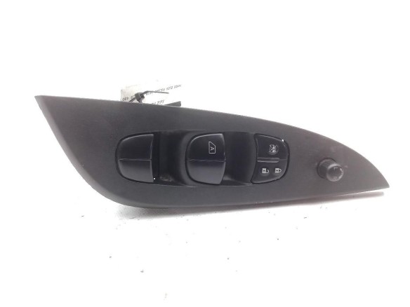 MANDO ELEVALUNAS PUERTA LAT DEL IZQ NISSAN PULSAR Fastback (C13) |Desguaces La Cabaña