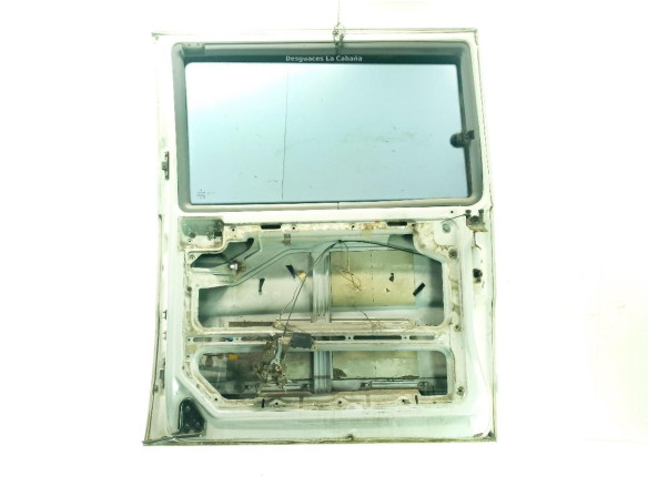 A638730010528 PUERTA LAT TRA DER MERCEDES BENZ VITO Furgón (638)|Desguaces La Cabaña