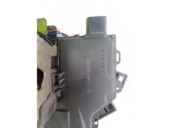 4B0839015B CERRADURA PUERTA LAT TRA IZQ AUDI A6 (4B2, C5) |Desguaces La Cabaña