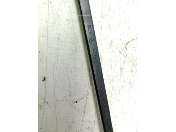A1698200240 BRAZO LIMPIAPARABRISAS DEL DER MERCEDES BENZ CLASE B (W245)|Desguaces La Cabaña