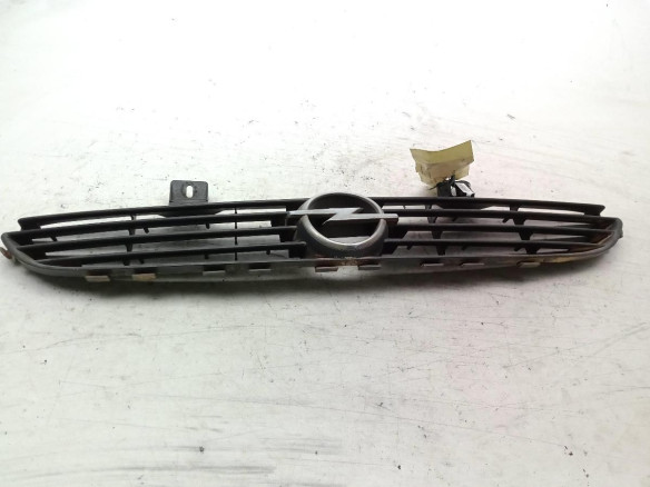 90534584 REJILLA / CALANDRA OPEL CORSA B (S93)|Desguaces La Cabaña