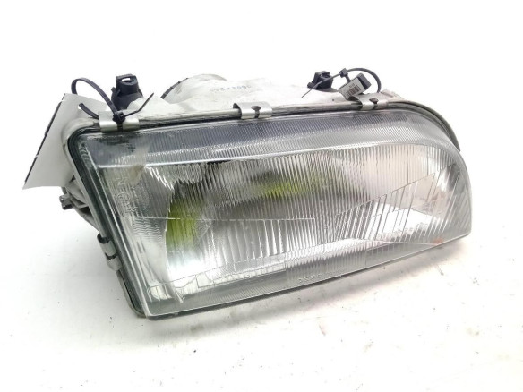 3345703 FARO DERECHO VOLVO V40 Ranchera familiar (645)|Desguaces La Cabaña
