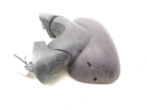 TRAVIESA DEL RENAULT TRAFIC II Furgón (FL)|Desguaces La Cabaña 2