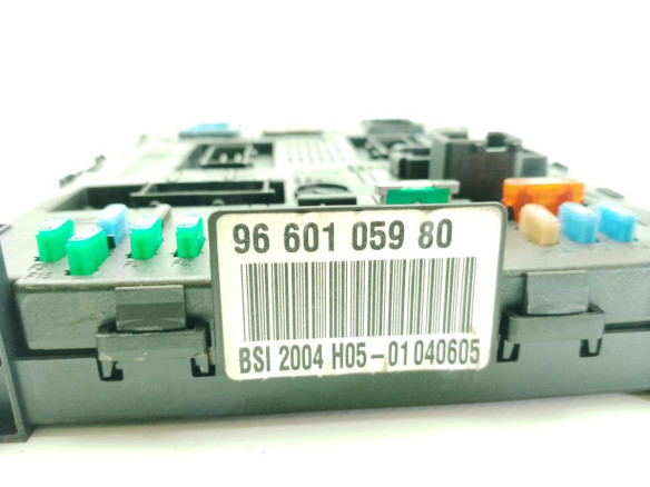 9660105980 CAJA FUSIBLES INTERIOR (BSI) PEUGEOT 307 SW (3H)|Desguaces La Cabaña