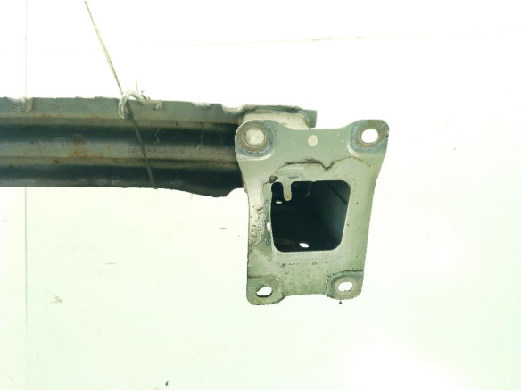 575807305B TRAVIESA TRA SEAT ATECA (KH7)|Desguaces La Cabaña