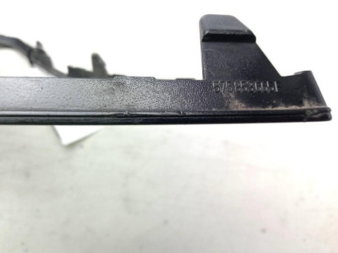 575853665F REJILLA PARAGOLPES DEL IZQ SEAT ATECA (KH7)|Desguaces La Cabaña