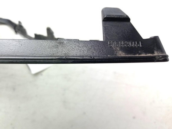 575853665F REJILLA PARAGOLPES DEL IZQ SEAT ATECA (KH7)|Desguaces La Cabaña