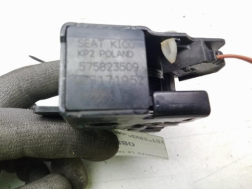 575823509A CERRADURA CAPO SEAT ATECA (KH7)|Desguaces La Cabaña