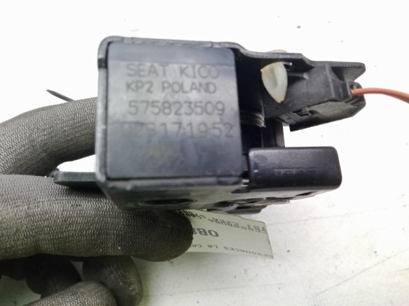 575823509A CERRADURA CAPO SEAT ATECA (KH7)|Desguaces La Cabaña