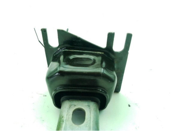 112209484R SOPORTE MOTOR IZQ DACIA SANDERO II|Desguaces La Cabaña