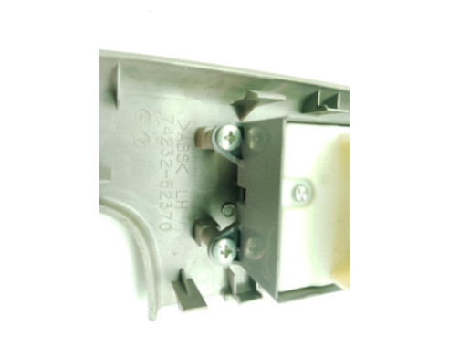 7423252370 MANDO ELEVALUNAS PUERTA LAT DEL IZQ TOYOTA URBAN CRUISER (_P1_)|Desguaces La Cabaña
