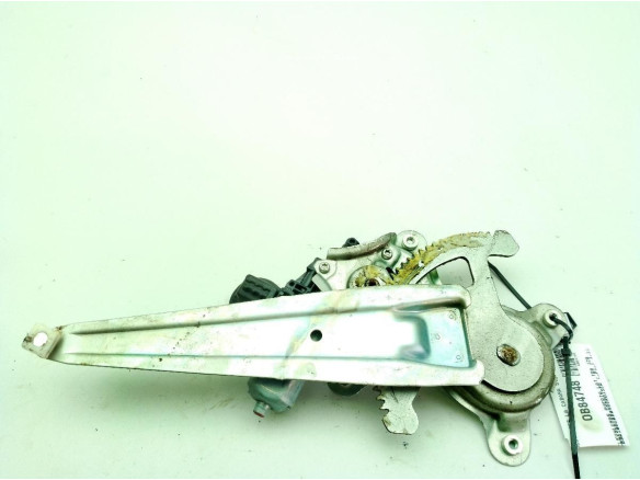 ELEVALUNAS PUERTA LAT TRA IZQ TOYOTA URBAN CRUISER (_P1_)|Desguaces La Cabaña