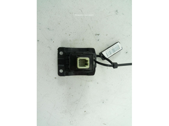 73790G500 INTERRUPTOR WARNING KIA NIRO |Desguaces La Cabaña