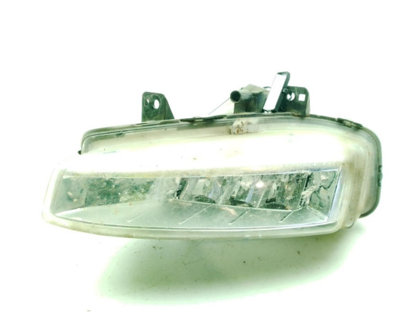 LR136869, FJ3215201AC NIEBLA DEL IZQ LAND ROVER DISCOVERY SPORT (L550)|Desguaces La Cabaña