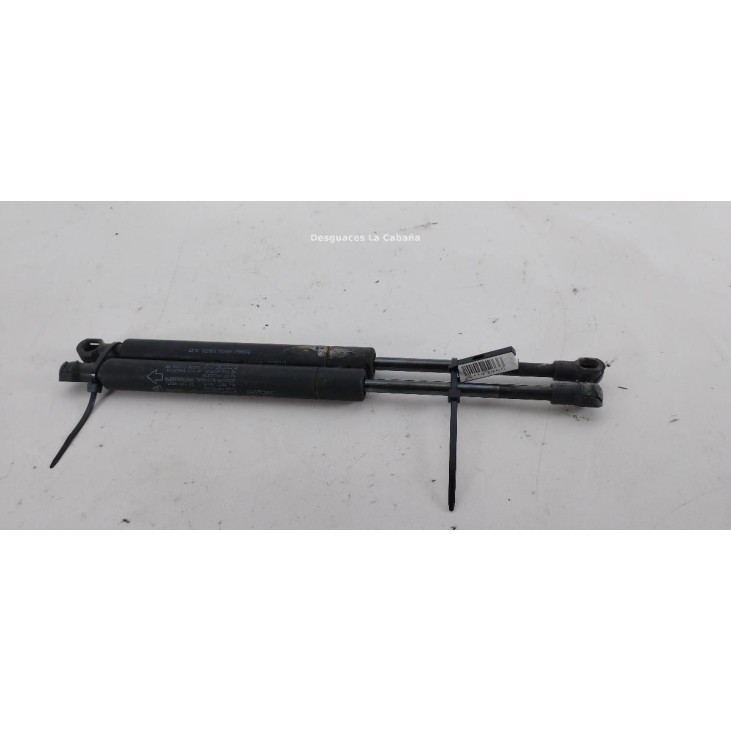 30852059 AMORTIGUADOR PORTON / TAPA MALETA VOLVO S40 I (644) |Desguaces La Cabaña