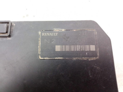 8201044237 CAJA FUSIBLES INTERIOR (BSI) RENAULT KANGOO / GRAND KANGOO (KW0/1_) |Desguaces La Cabaña