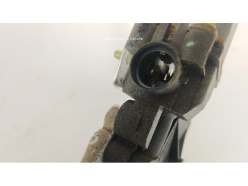 820000558 ELEVALUNAS PUERTA LAT TRA DER RENAULT LAGUNA II (BG0/1_) |Desguaces La Cabaña