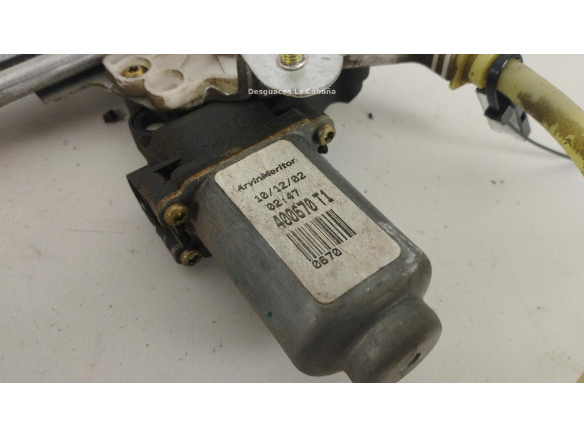 820000558 ELEVALUNAS PUERTA LAT TRA DER RENAULT LAGUNA II (BG0/1_) |Desguaces La Cabaña