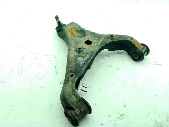 A9063304007 BRAZO SUSPENSION DEL IZQ INF MERCEDES BENZ SPRINTER 3,5-t Furgón (906)|Desguaces La Cabaña